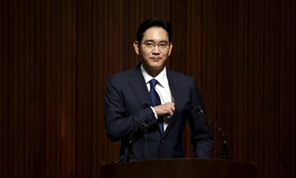 samsung heir visits vietnam to discuss

possible investment plans.jpg